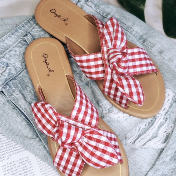 🚨SALE//The Effie// Red & White stripe Bow Sandals - Picture 7 of 8